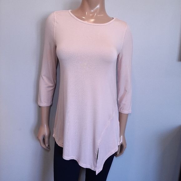 Cable & Gauge Modal Asymmetric Split Hem Tunic Top Pastel Pink Cropped Sleeve - Picture 7 of 10